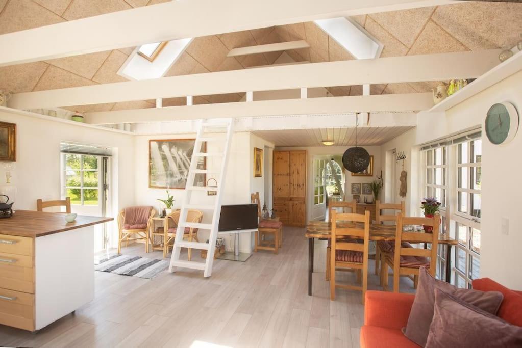 Kongsholmlund - Silent Retreat Villa Vejby Eksteriør billede